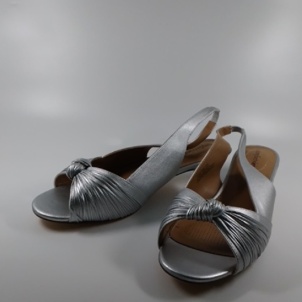 Comfortview Silver Knotted Slingback Sandals